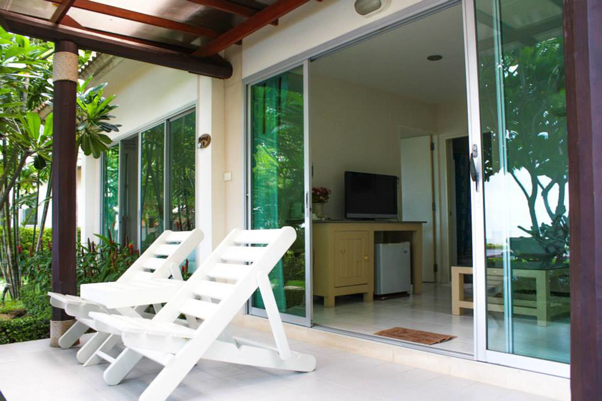 Chez Nous Boutique Resort Haad Chao Samran Εξωτερικό φωτογραφία