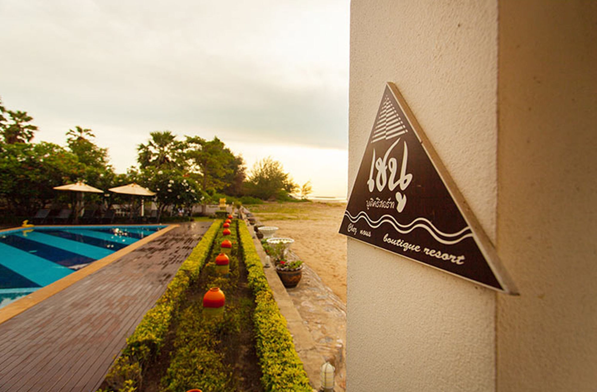 Chez Nous Boutique Resort Haad Chao Samran Εξωτερικό φωτογραφία