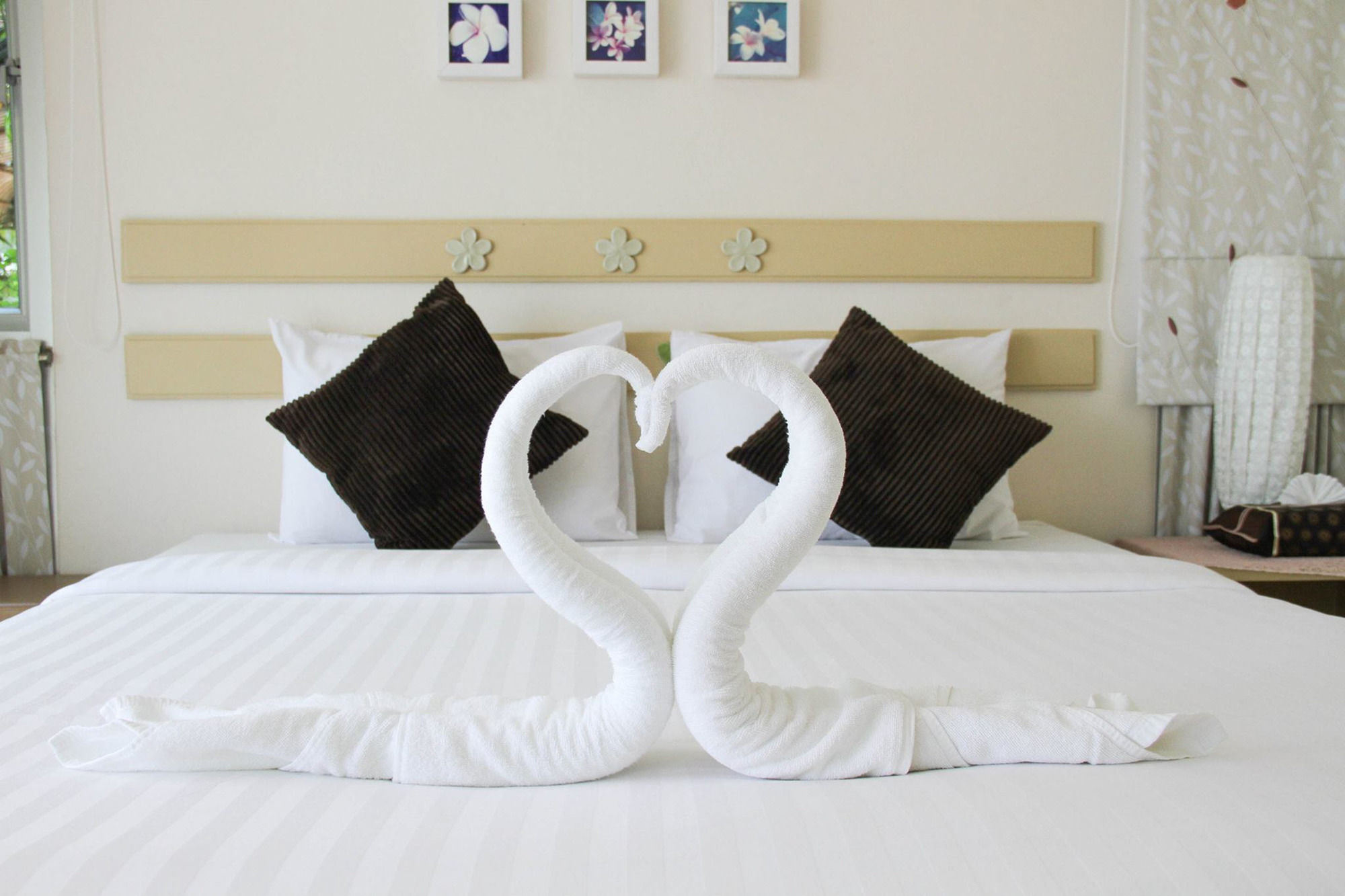 Chez Nous Boutique Resort Haad Chao Samran Εξωτερικό φωτογραφία